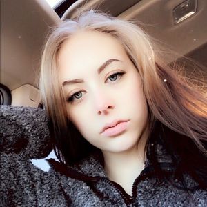 Meet your Posher, Nadine